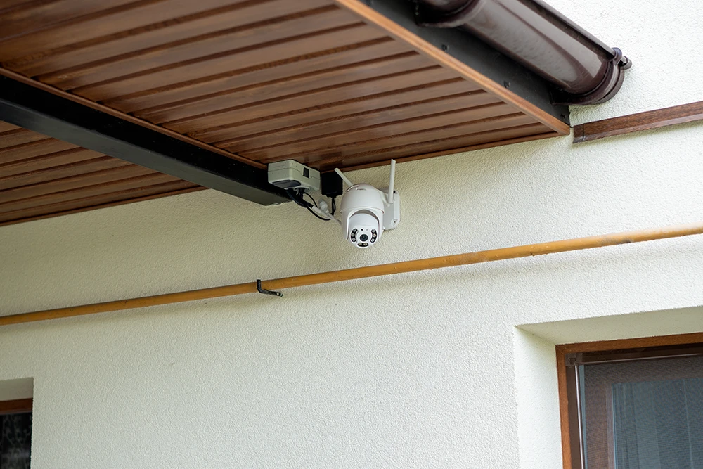 Зовнішній вигляд камери V380 Pro (3 Мп, IPC-V380-Q8-1)