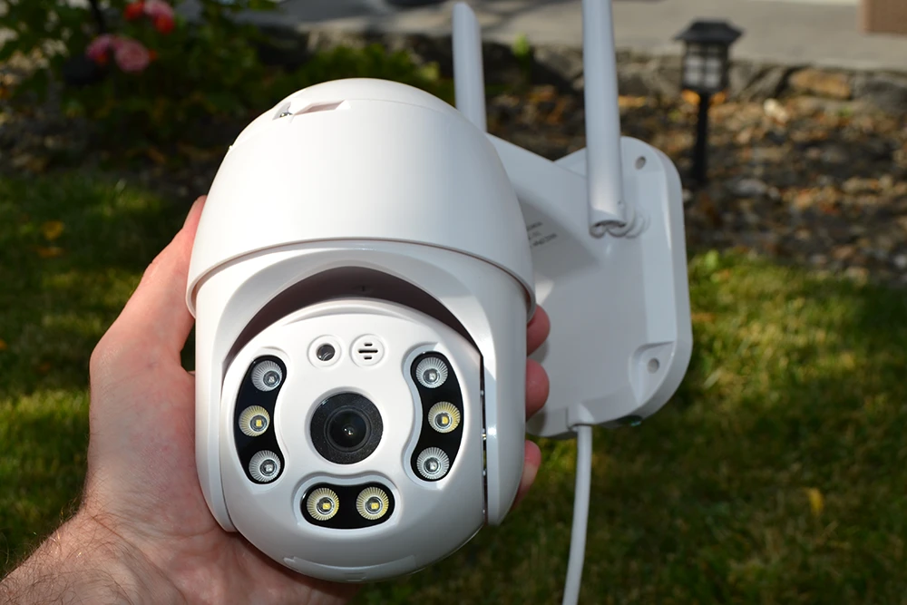 V380 Pro (IPC-V380-Q8-1) – недорога вулична камера відеоспостереження