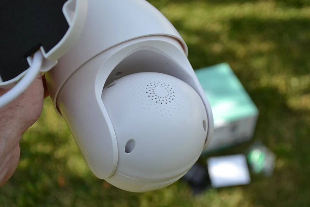 IP камера з динаміком і зворотнім зв'язком через телефон