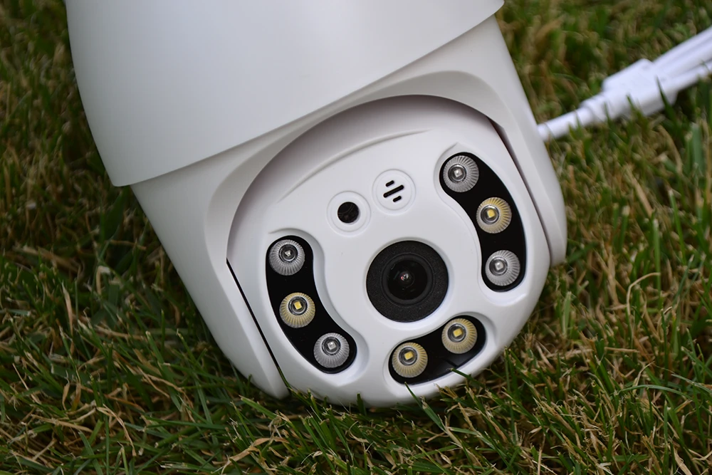 Поворотна камера для будинку