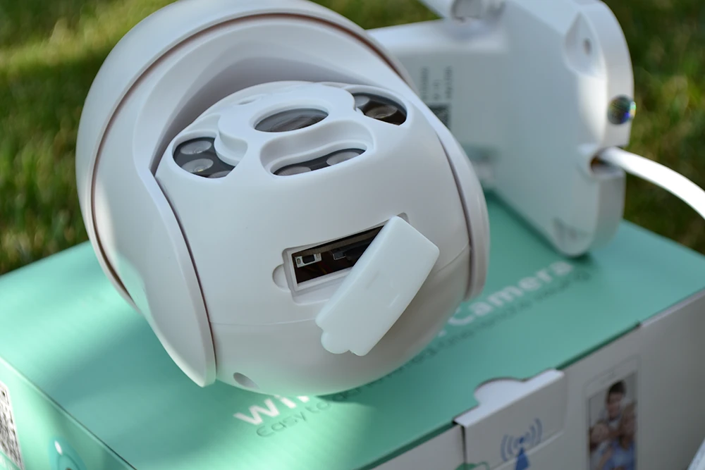 Камера V380 Pro (3 Мп, IPC-V380-Q8-1) з записом на карту пам'яті