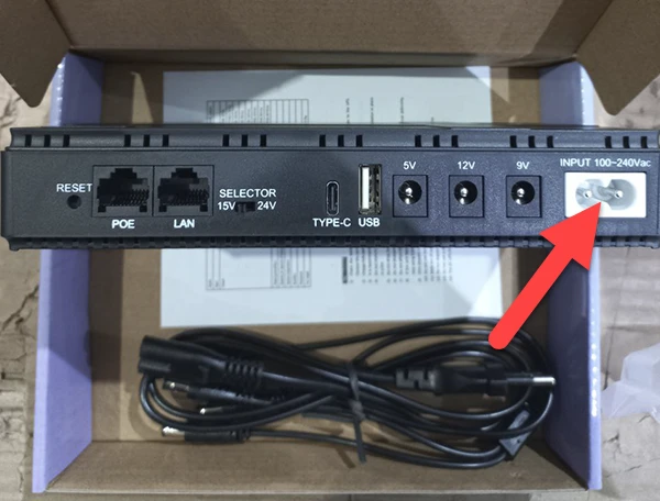 Підключення мині ДБЖ у розетку