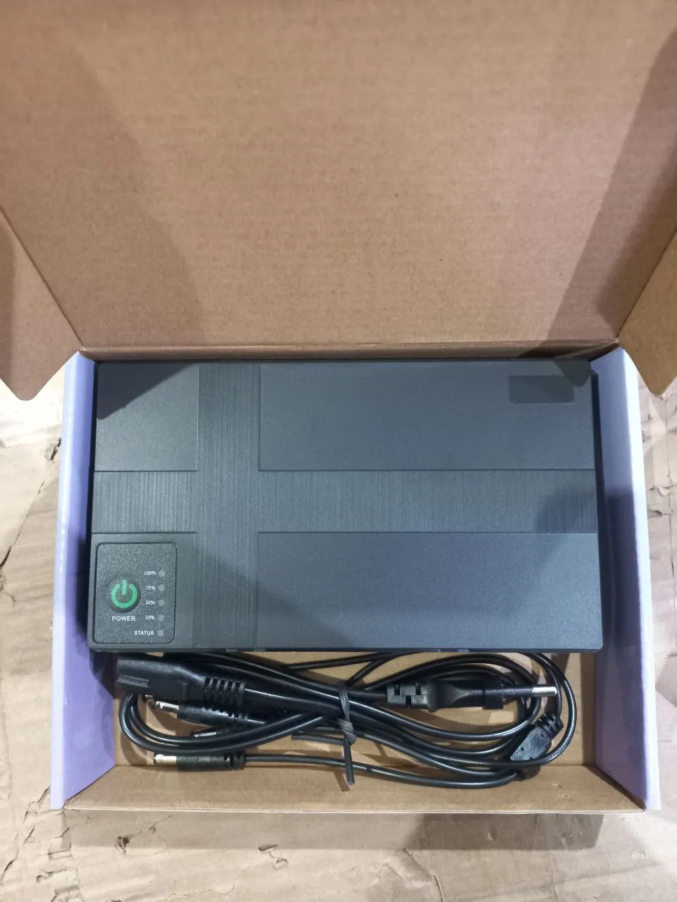 Комплектація ДБЖ DC1019P для роутера та оптоволокна